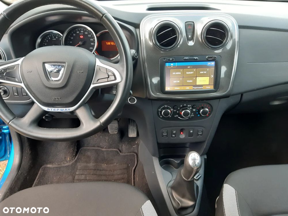 Dacia Sandero TCe 90 Laureate - 12