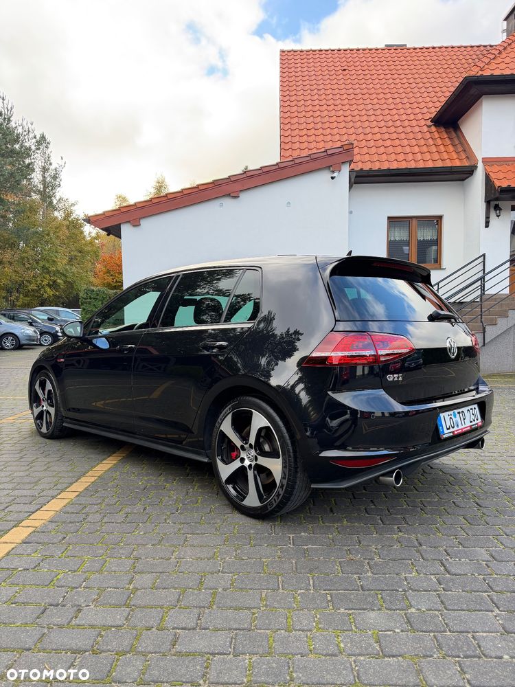 Volkswagen Golf 2.0 TSI BMT GTI Performance DSG - 9