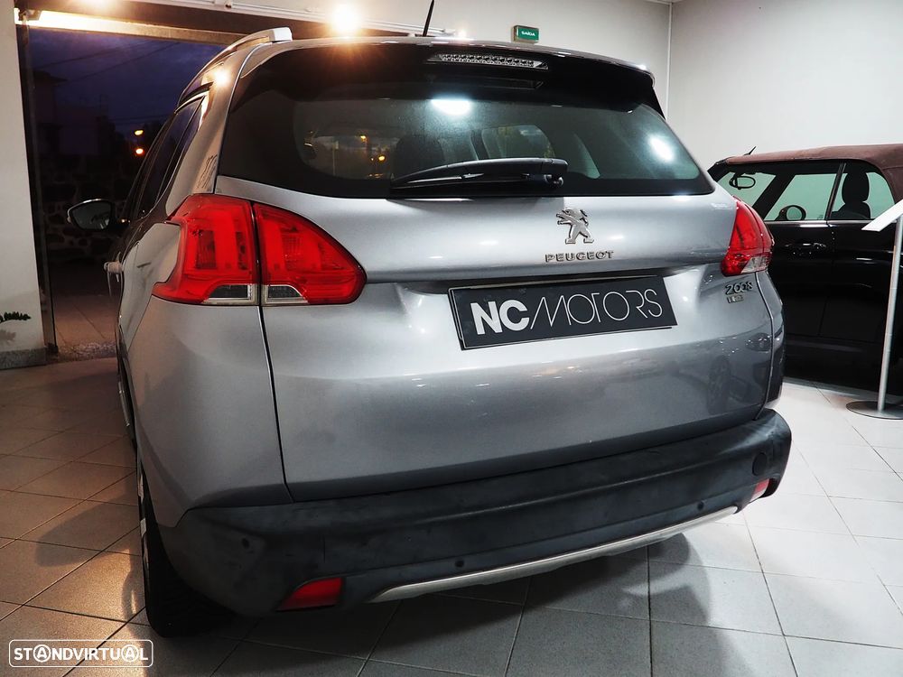 Peugeot 2008 1.2 PureTech Allure - 7
