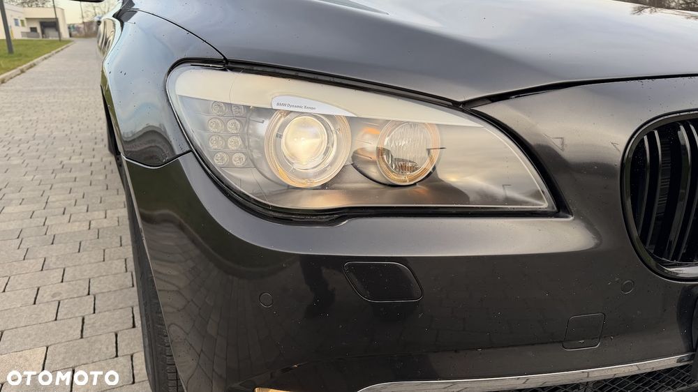 BMW Seria 7 730d - 24