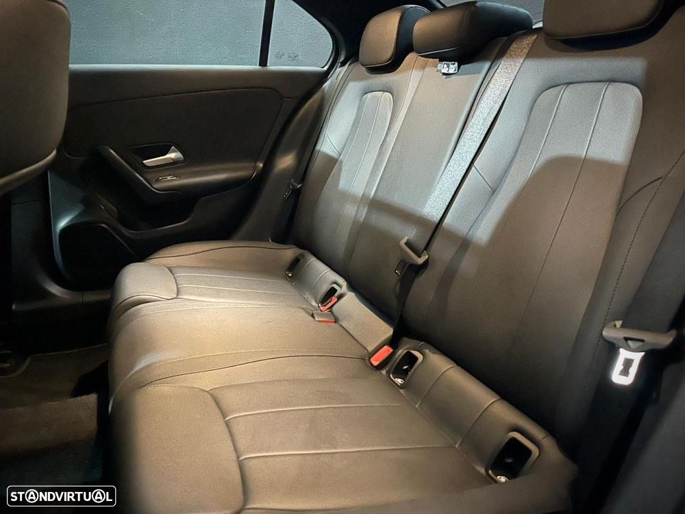 Mercedes-Benz A 250 Limousine - 10