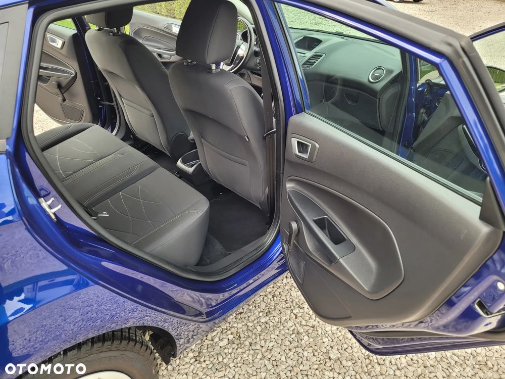 Ford Fiesta 1.25 Celebration - 27
