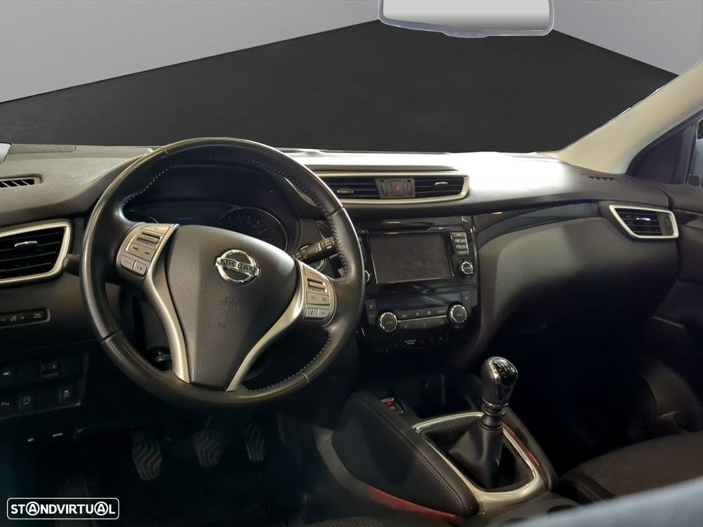 Nissan Qashqai 1.2 DIG-T N-Connecta 18 - 6