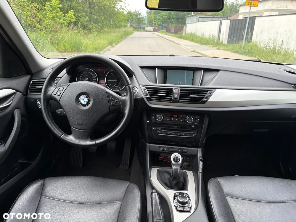 BMW X1 sDrive18d - 15