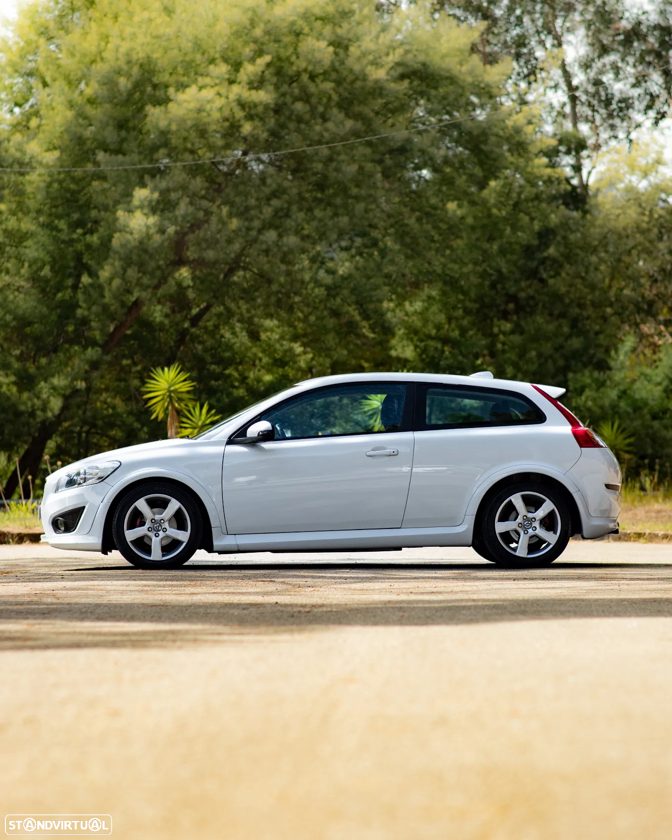 Volvo C30 1.6 D Drive 99g R-Design Start/Stop - 3