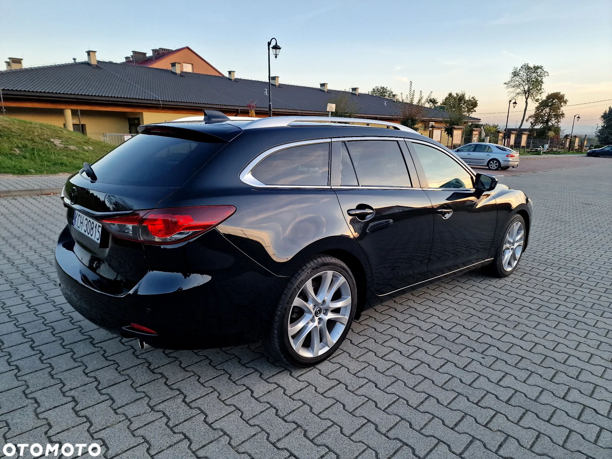 Mazda 6 Kombi SKYACTIV-D 175 i-ELOOP Sports-Line - 10