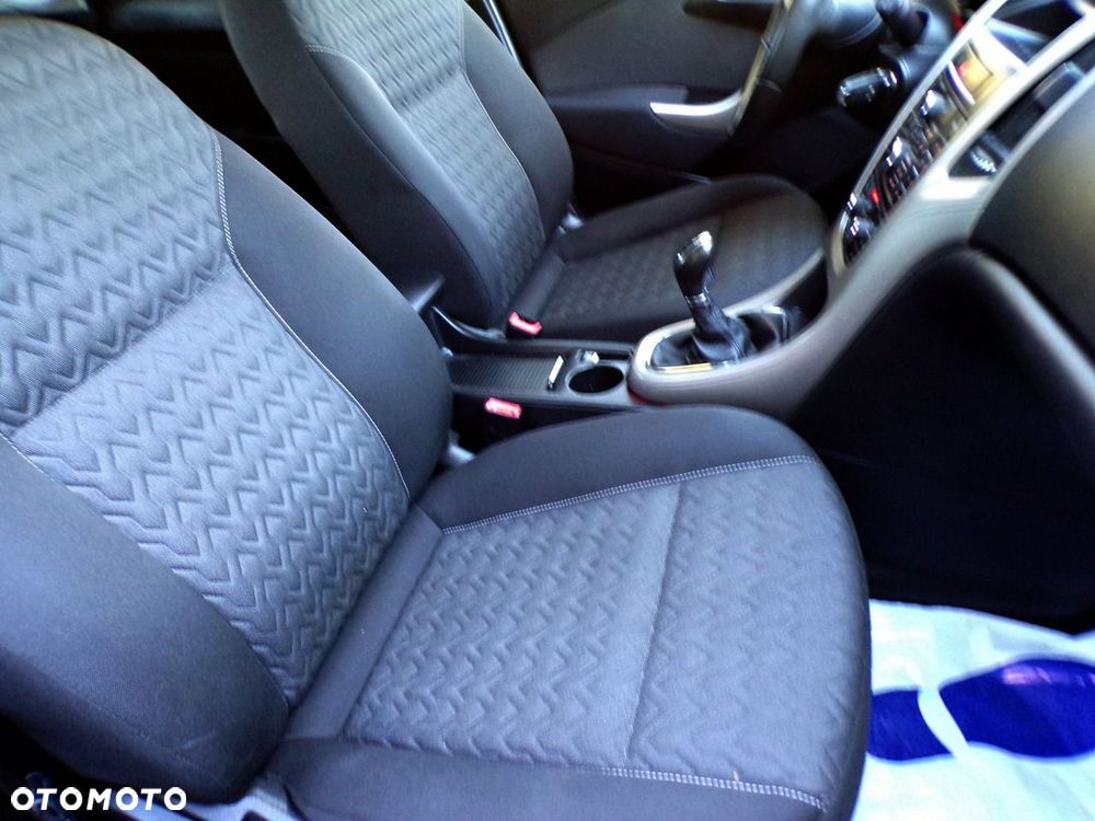 Opel Astra - 24