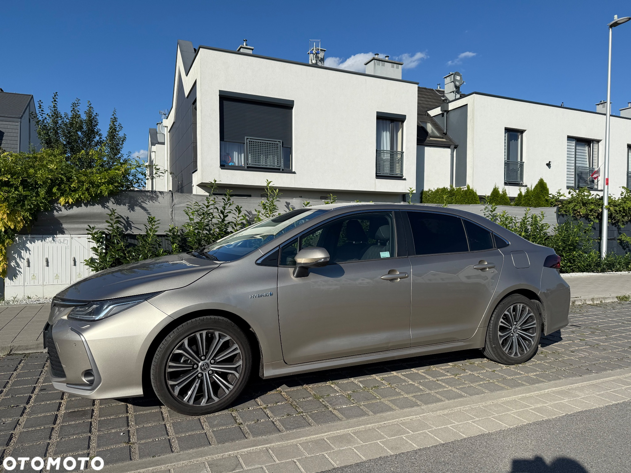 Toyota Corolla 1.8 Hybrid Active - 2