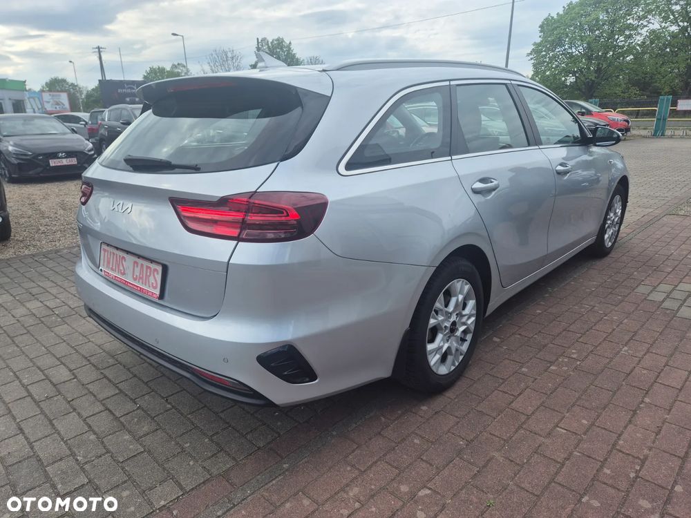 Kia Ceed 1.5 T-GDI MHEV L DCT - 5
