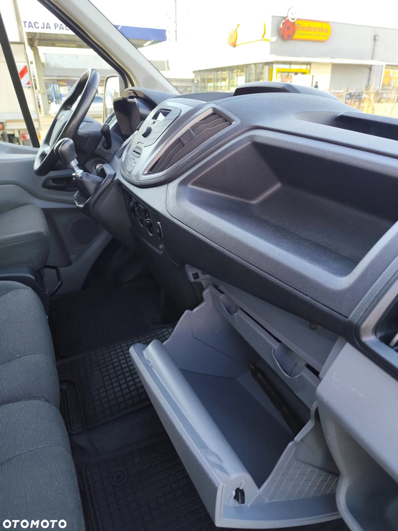 Ford Transit - 27