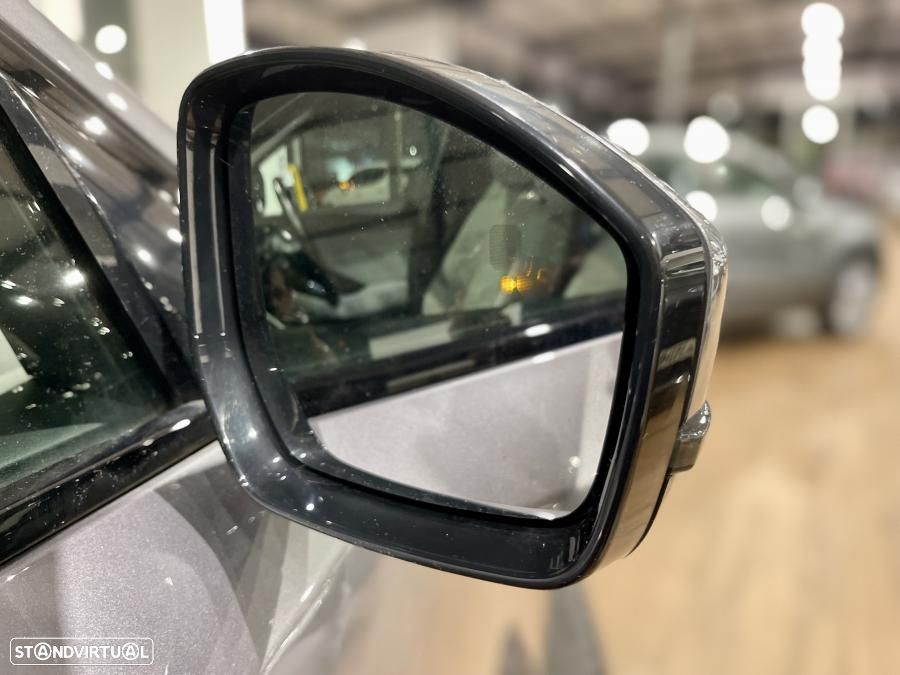 Jaguar E-Pace 1.5 P300e R-Dynamic HSE AWD Aut. - 9