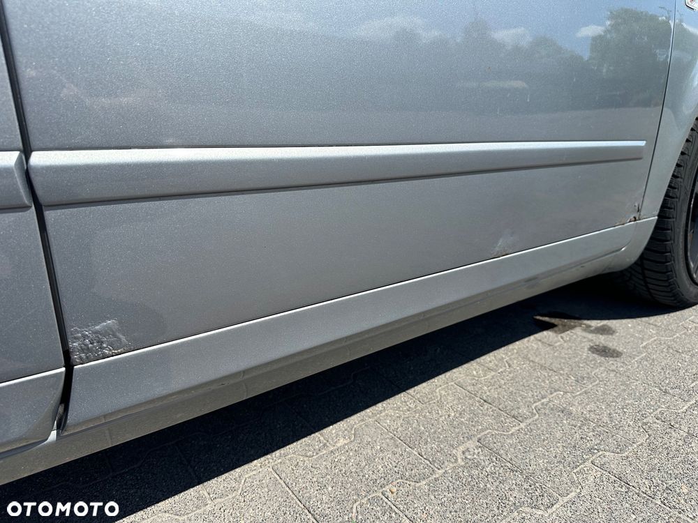 Audi A4 Avant 2.0 TDI - 14