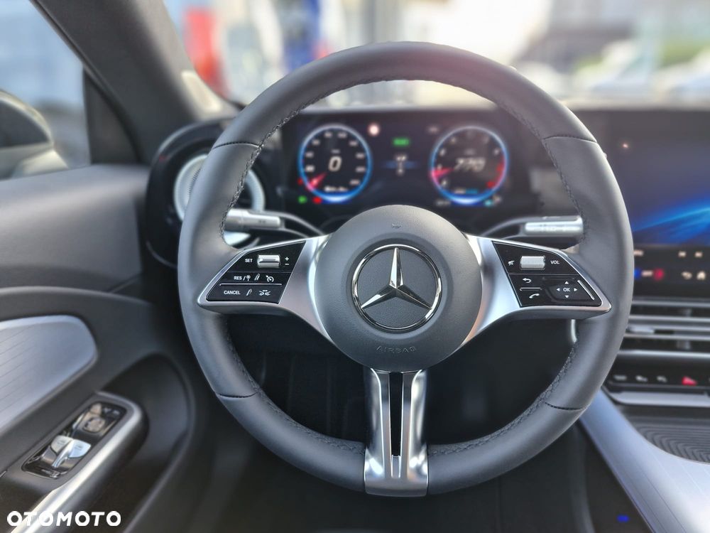 Mercedes-Benz CLA 200 mHEV 8G-DCT - 22