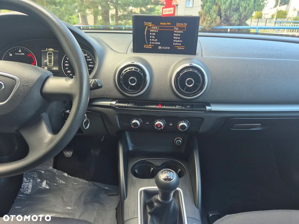 Audi A3 Sportback 1.6 TDI Attraction - 18