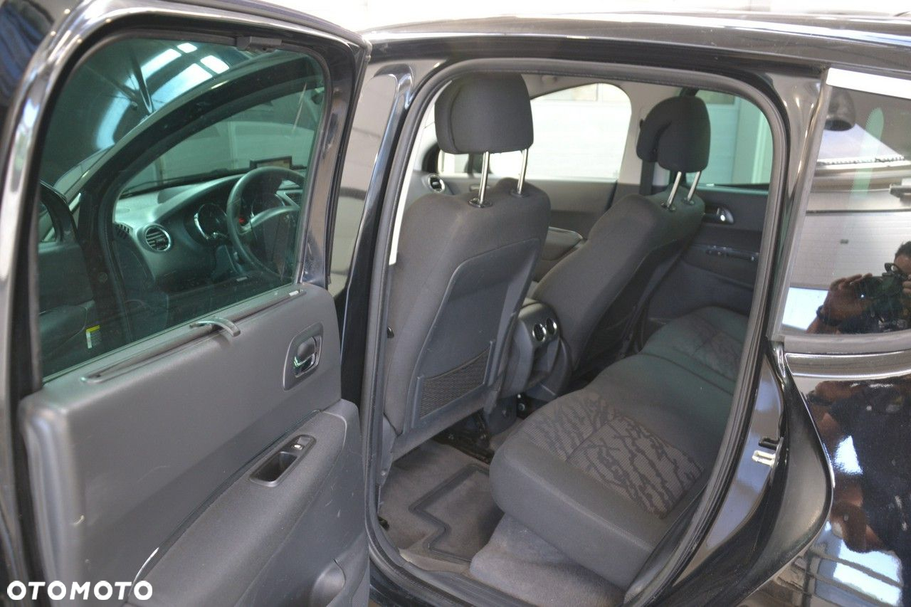 Peugeot 3008 - 23
