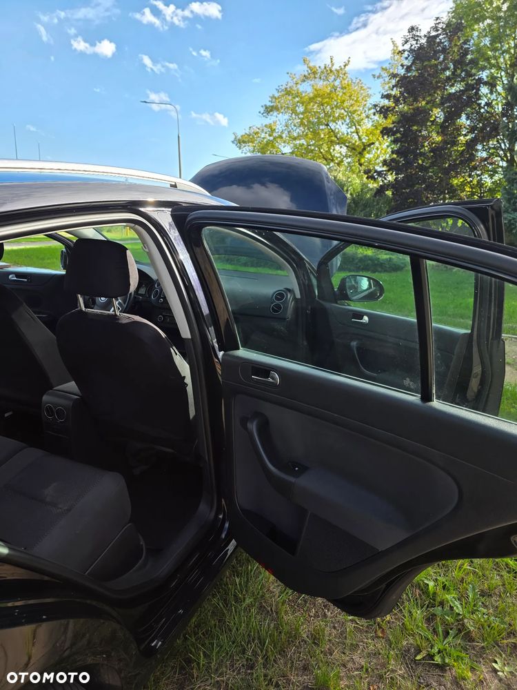 Volkswagen Golf Plus 1.6 TDI DPF Trendline - 9