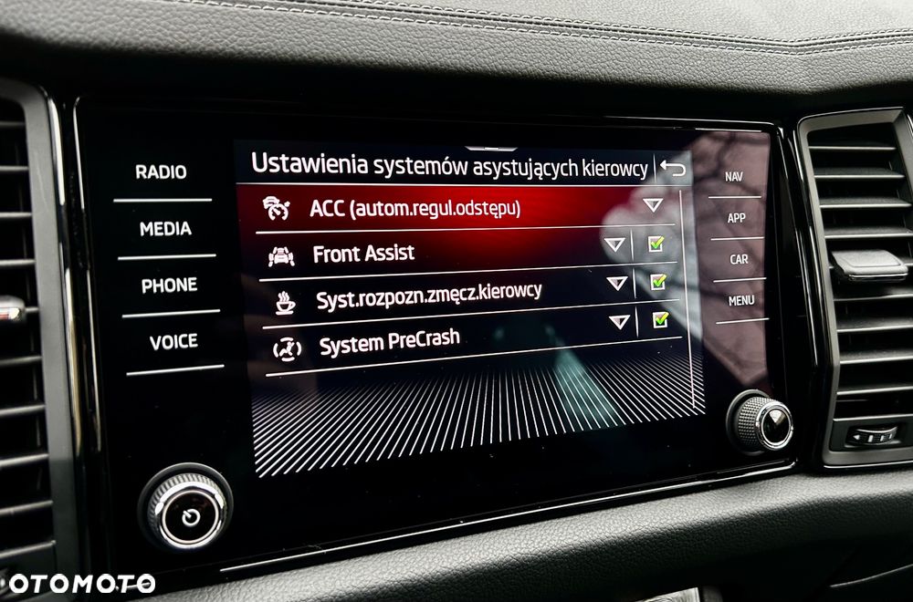 Skoda Kodiaq 2.0 TDI 4x4 Sportline DSG 7os - 36