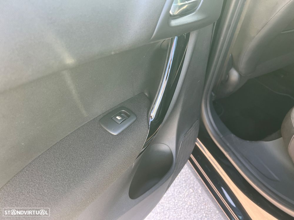 Citroën C3 1.6 e-HDi Exclusive - 17