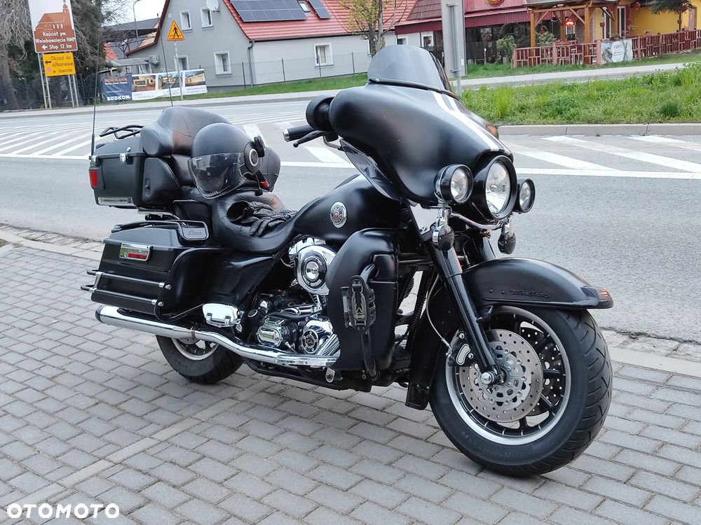 Harley-Davidson FLHT Electra Glide Standard - 1