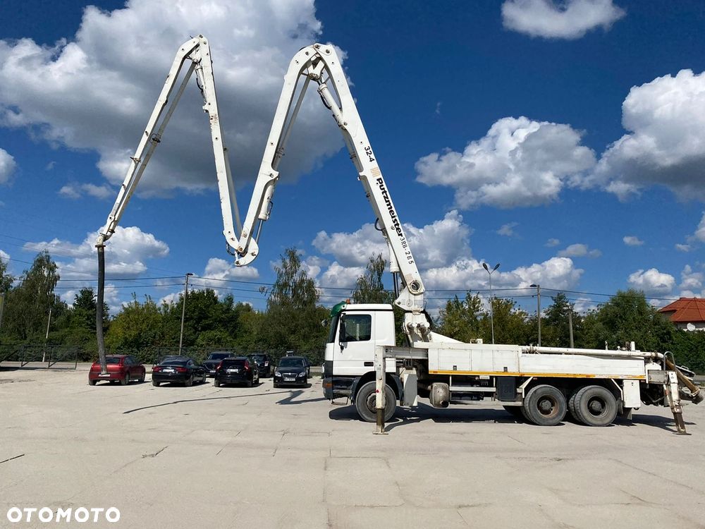 Mercedes-Benz Putzmaister M32 4Z - 16