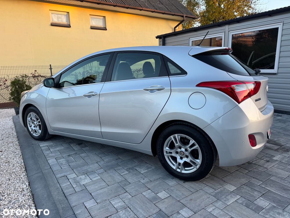 Hyundai i30 - 11