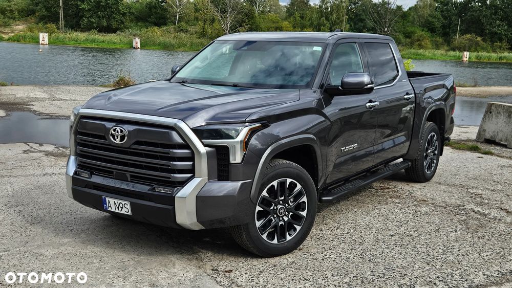Toyota Tundra 2023 photo 2