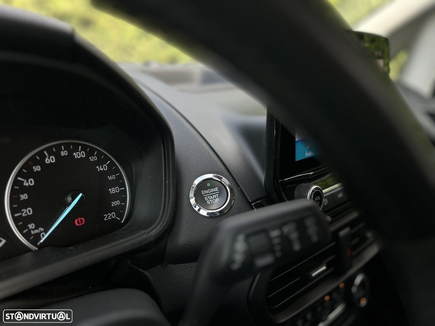 Ford EcoSport 1.0 EcoBoost Titanium - 14