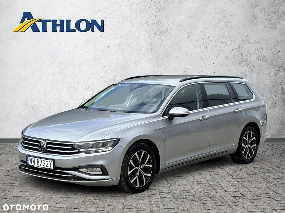 Volkswagen Passat - 1