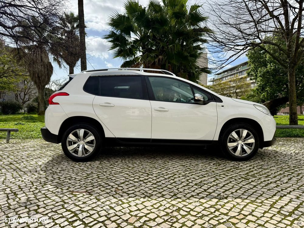 Peugeot 2008 e-HDi FAP 92 STOP & START Style - 9