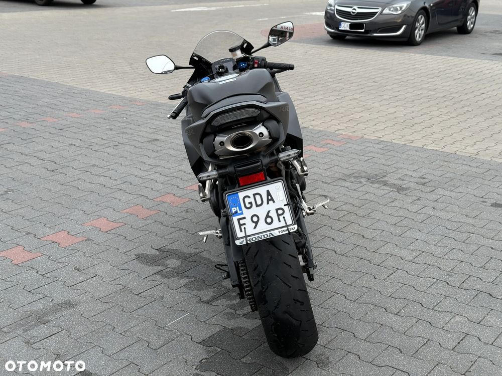 Honda CBR - 4