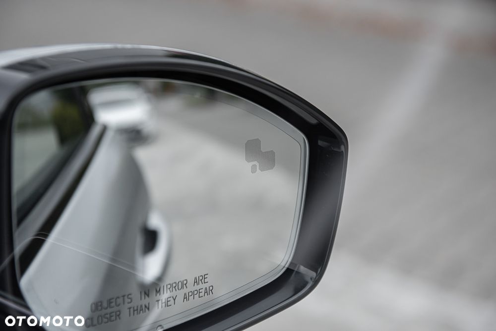 Jaguar F-Pace 5.0 V8 P550 AWD SVR - 39