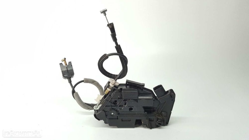 FECHADURA PORTA TRASEIRA DIREITA SKODA FABIA (5J2 ) AMBITION - 5