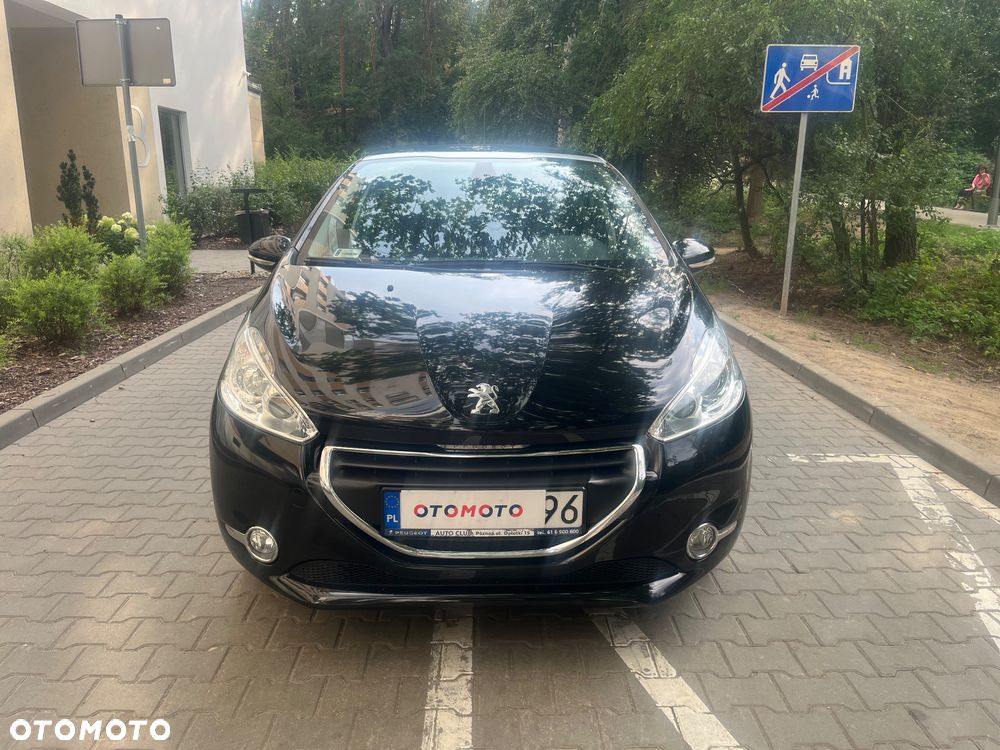 Peugeot 208 - 2