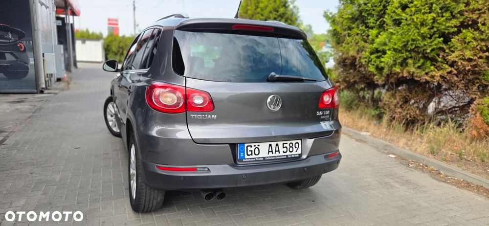 Volkswagen Tiguan 2.0 TDI DPF BlueMotion Technology Exclusive - 10