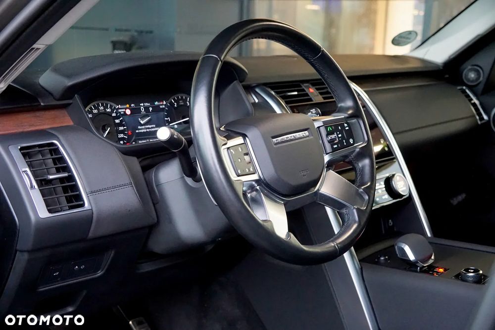 Land Rover Discovery D250 SE - 18