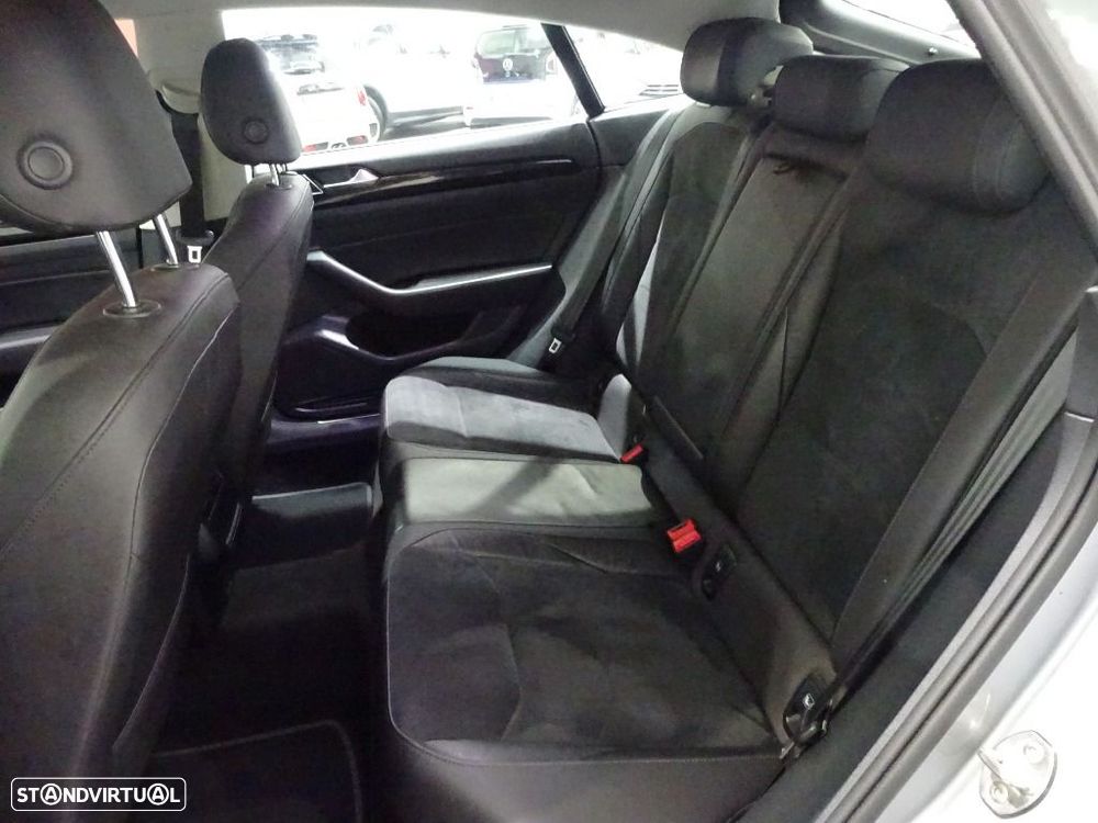 VW Arteon 2.0 TDI Elegance DSG - 32