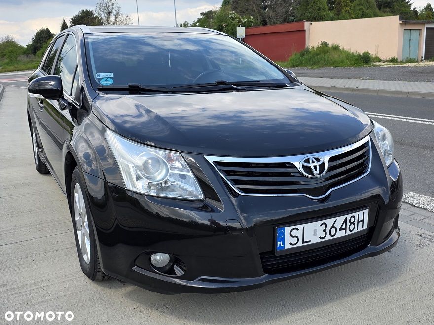 Toyota Avensis 2.0 D-4D Platinium - 11