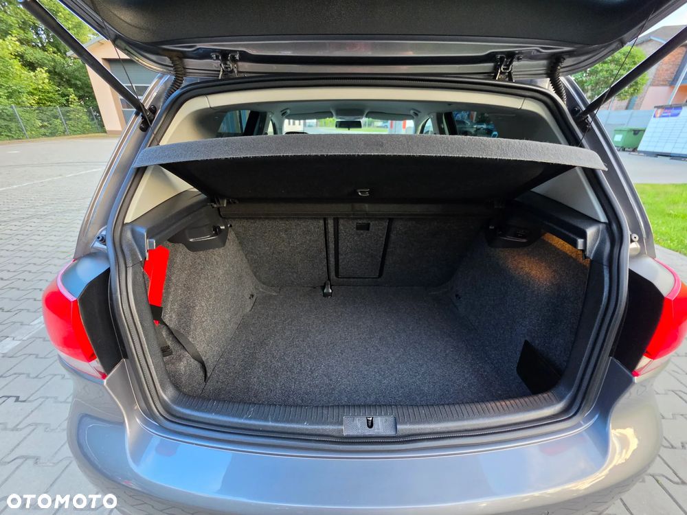 Volkswagen Golf 1.4 TSI United - 29