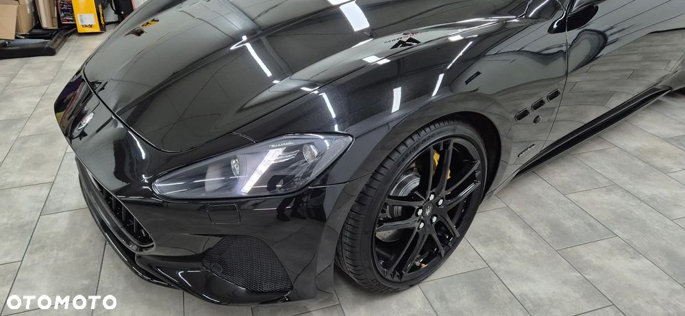 Maserati GranTurismo Sport - 11