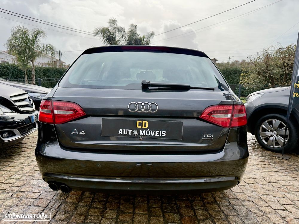 Audi A4 Avant 2.0 TDi S-line - 4