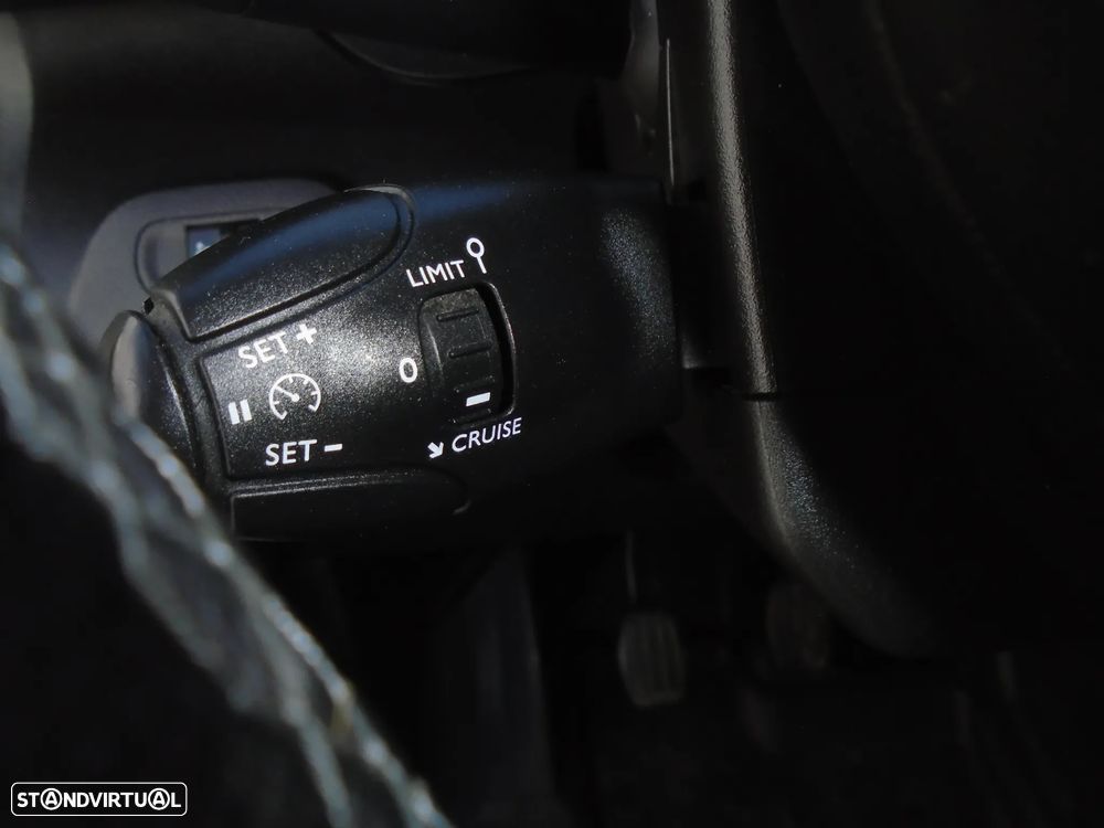 Peugeot PARTNER  LONGA-3 LUGARES 102 CV-NACIONAL-IVA DEDUTIVEL - 12