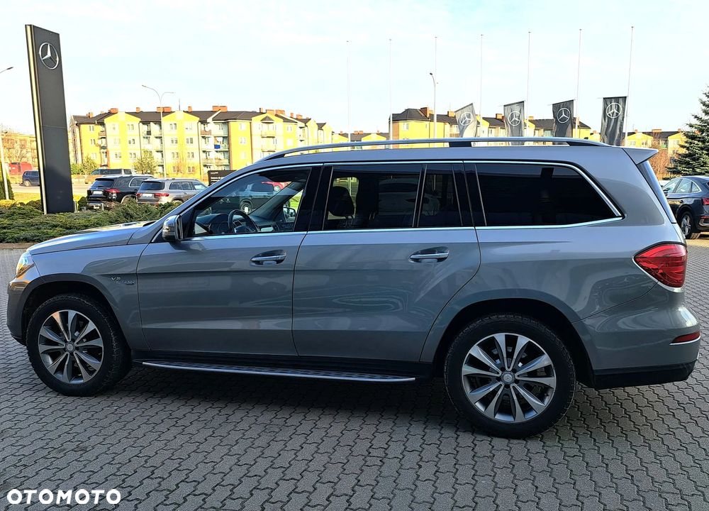 Mercedes-Benz GL - 11