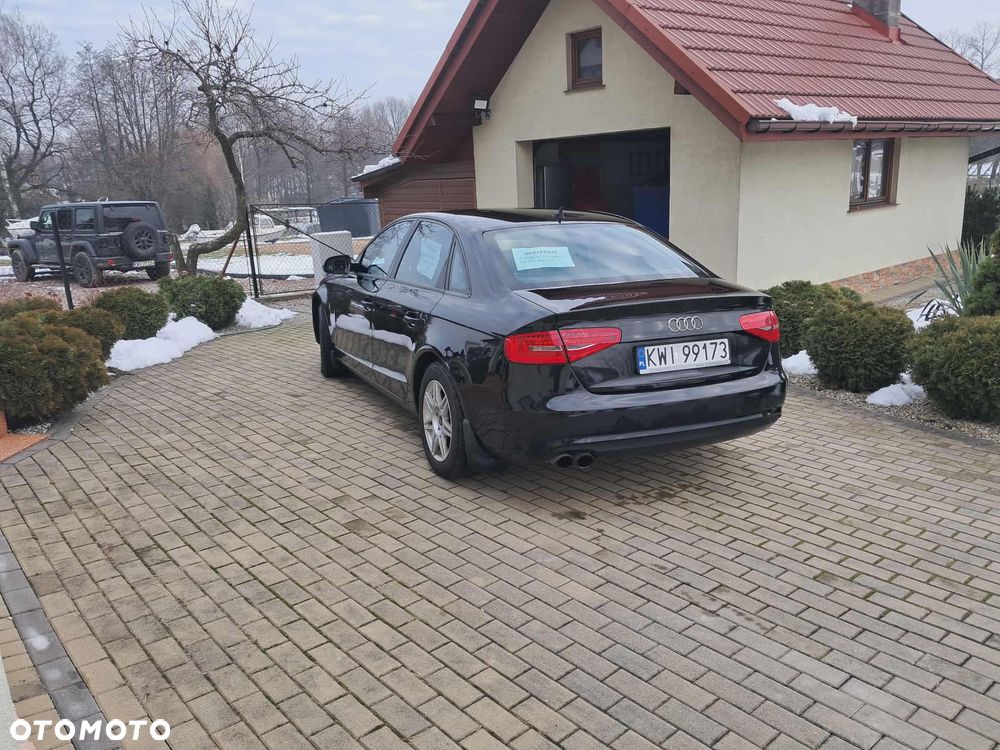 Audi A4 Limousine 2.0 TDI Quattro Line S tronic - 9