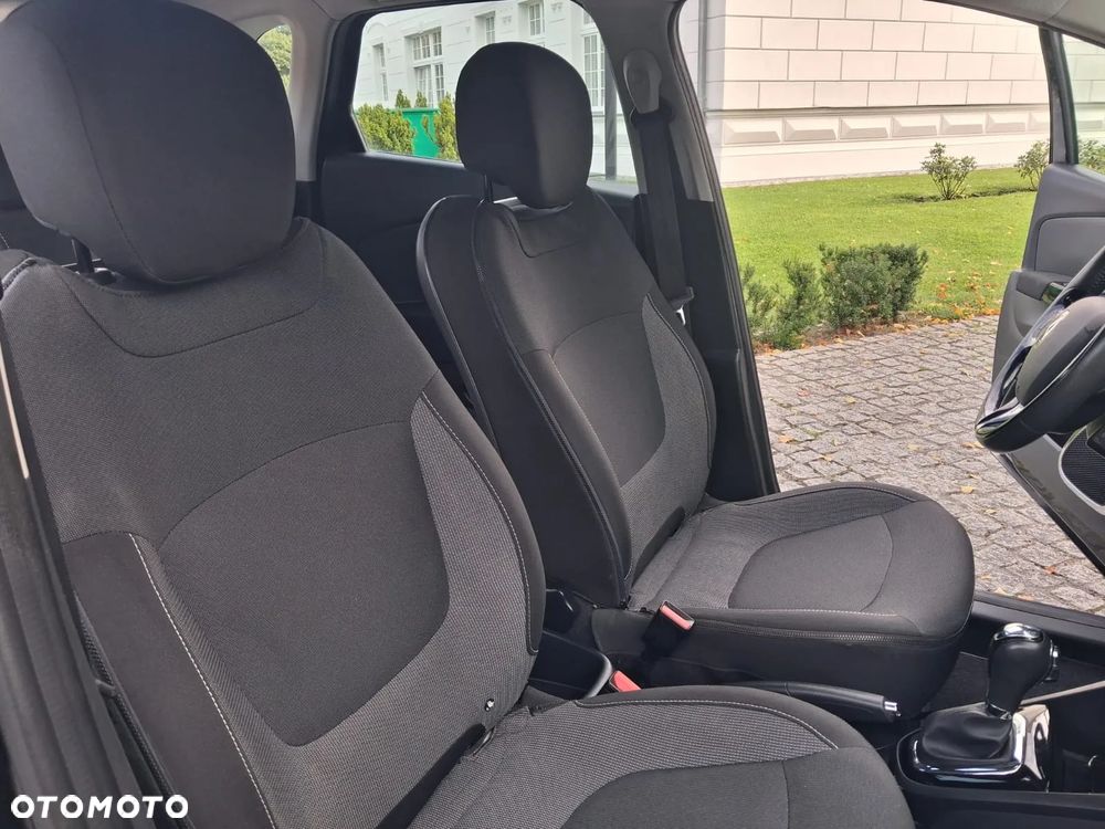 Renault Captur - 26
