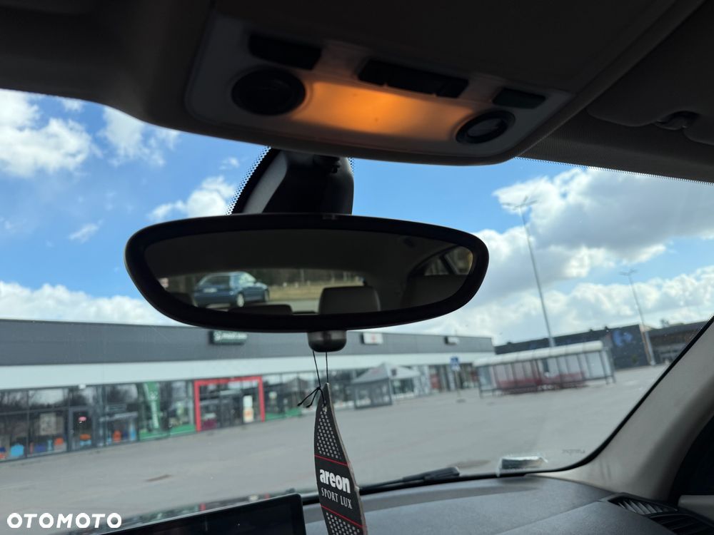 BMW Seria 1 120i - 10