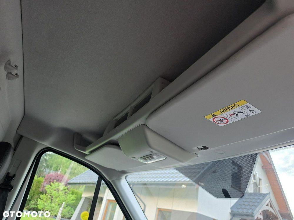 Ford Transit - 29