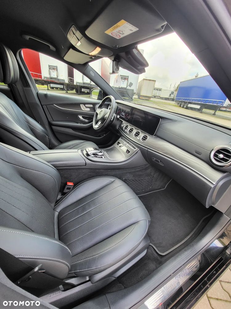 Mercedes-Benz Klasa E 350 BlueTEC 4-Matic Avantgarde - 16