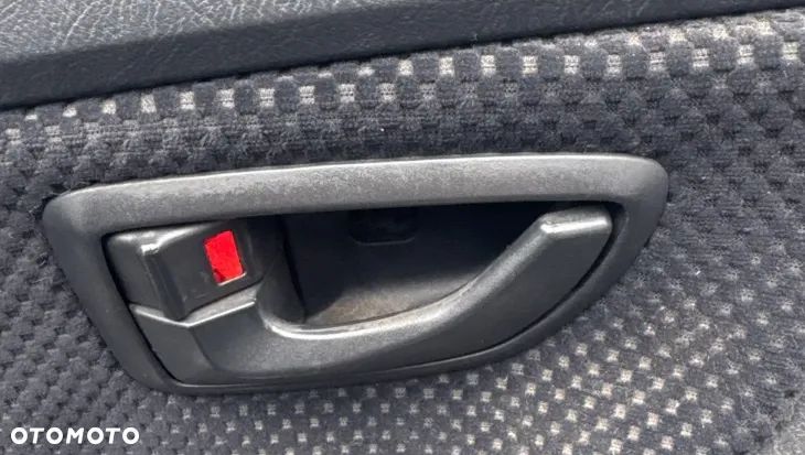 HYUNDAI TUCSON KLAMKA DRZWI LEWY PRZÓD - 1