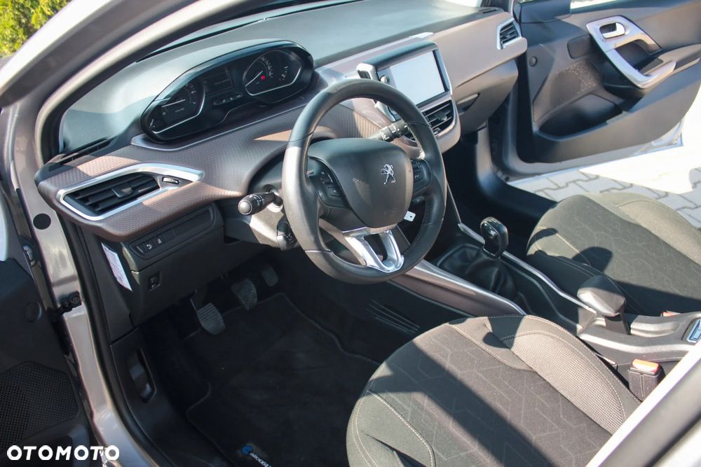 Peugeot 2008 1.2 Pure Tech Access - 10