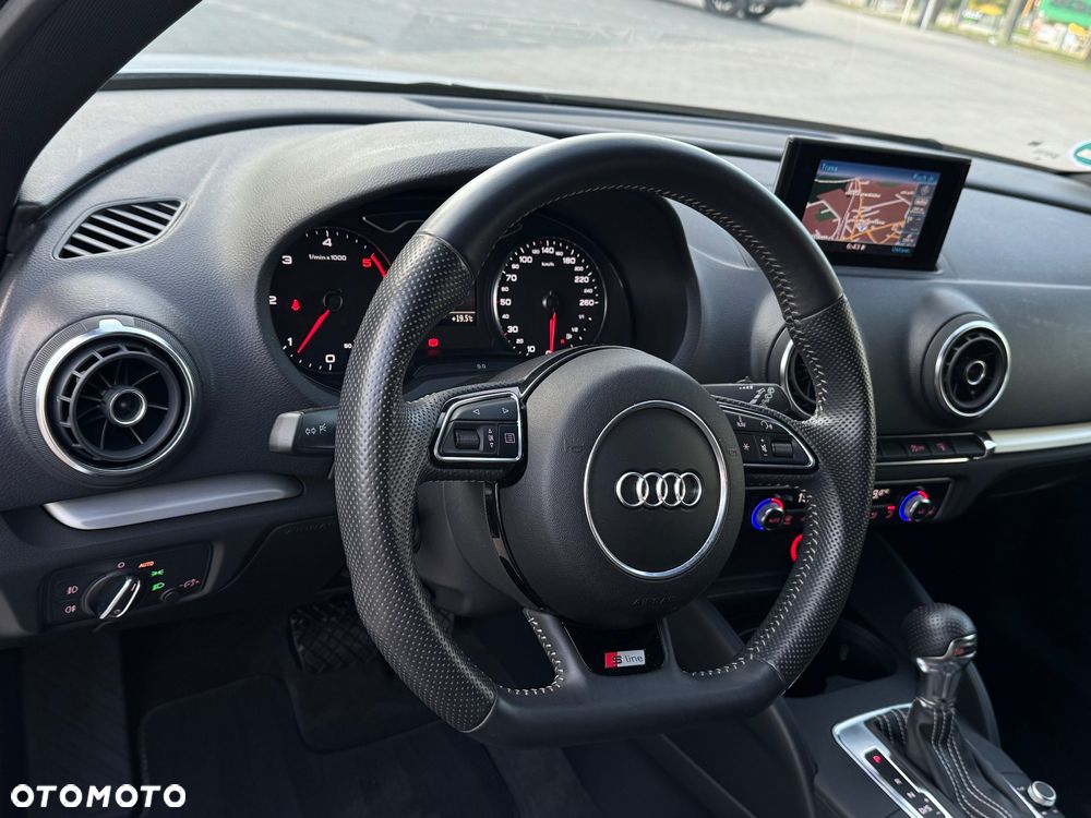 Audi A3 Sportback 2.0 TDI S tronic S line Sportpaket - 22